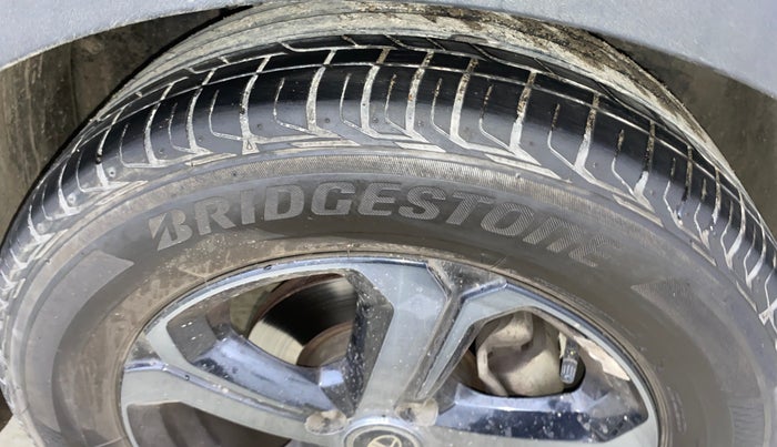 2023 Tata NEXON XZA PLUS LUX SUNROOF DARK DIESEL, Diesel, Automatic, 87,115 km, Right Front Tyre Tread