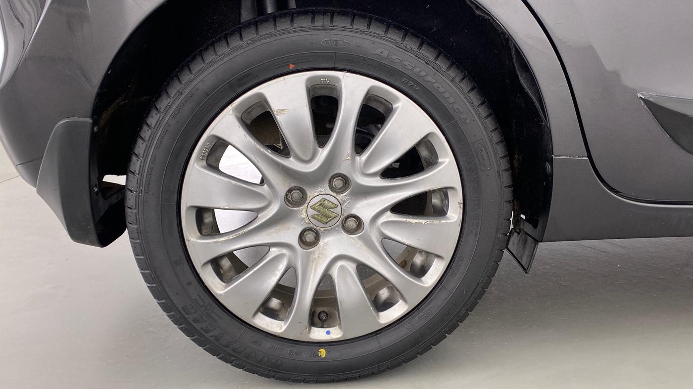 2016 Maruti Baleno ALPHA 1.2 K12, Petrol, Manual, 57,824 km, Right Rear Wheel