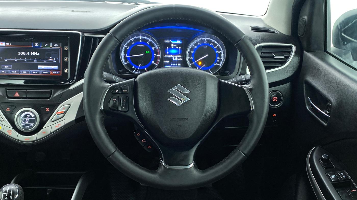 2016 Maruti Baleno ALPHA 1.2 K12, Petrol, Manual, 57,824 km, Steering Wheel Close Up