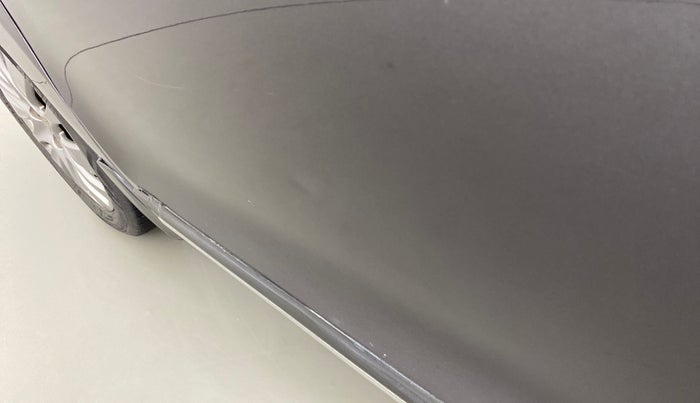 2016 Maruti Baleno ALPHA 1.2 K12, Petrol, Manual, 57,824 km, Front passenger door - Slightly dented