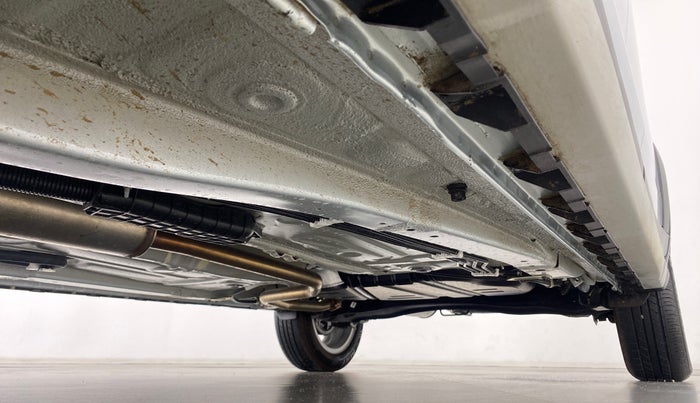 2022 Maruti XL6 ALPHA AT SHVS, Petrol, Automatic, 441 km, Right Side Underbody