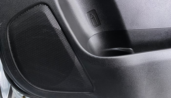 2022 Maruti XL6 ALPHA AT SHVS, Petrol, Automatic, 441 km, Speaker