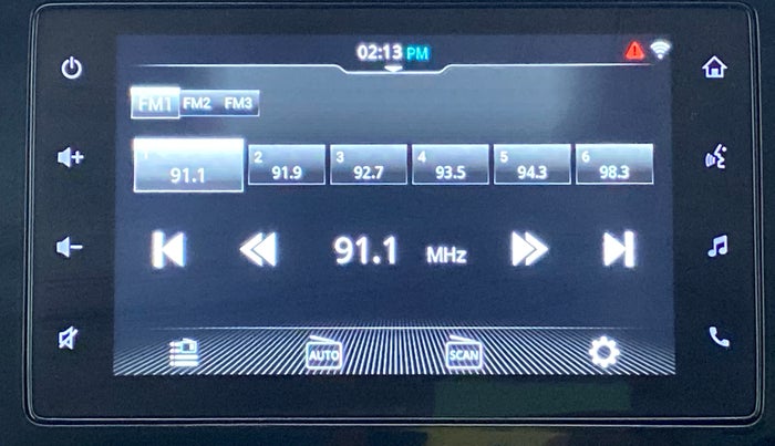 2022 Maruti XL6 ALPHA AT SHVS, Petrol, Automatic, 441 km, Infotainment System