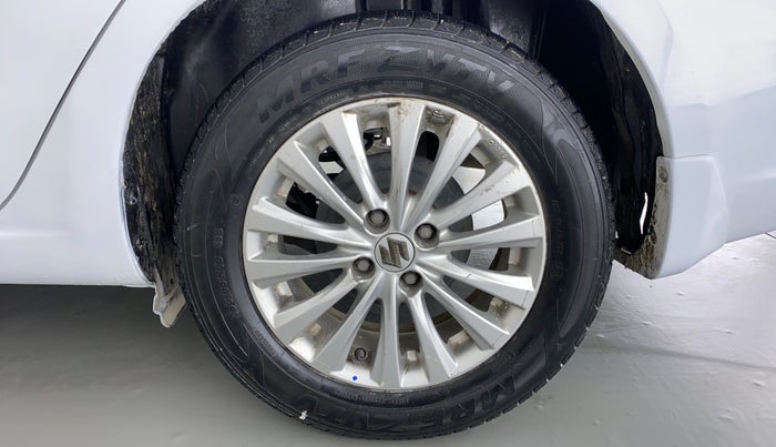 2014 Maruti Ciaz ZXI, Petrol, Manual, 81,456 km, Left Rear Wheel