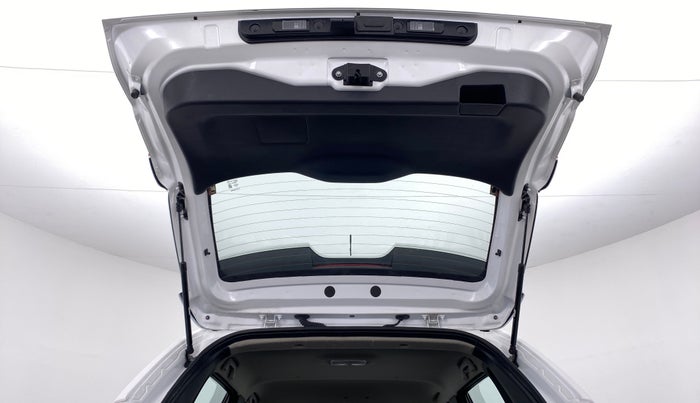 2022 Nissan MAGNITE XV CVT TURBO, Petrol, Automatic, 3,079 km, Boot Door Open