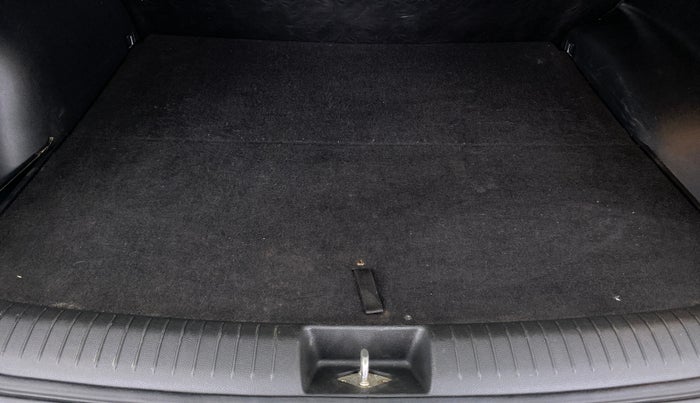 2018 Hyundai Creta 1.6 SX PLUS DIESEL, Diesel, Manual, 59,362 km, Boot Inside