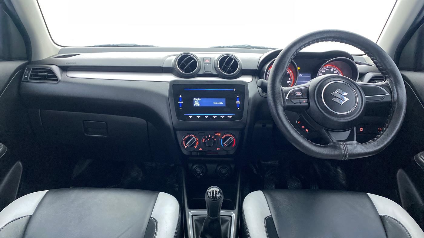 2022 Maruti Swift VXI D, Petrol, Manual, 3,661 km, Dashboard