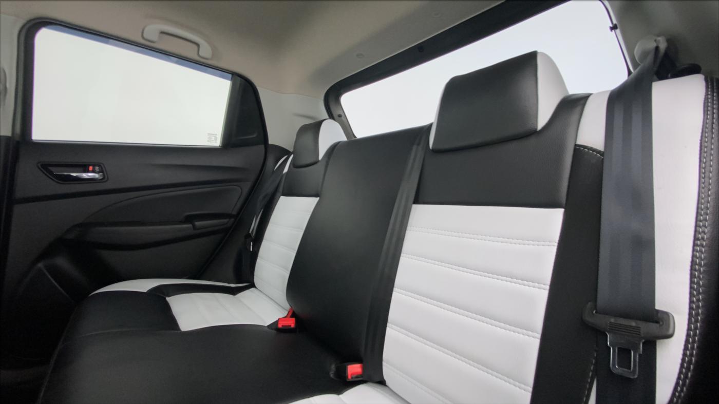2022 Maruti Swift VXI D, Petrol, Manual, 3,661 km, Right Side Rear Door Cabin