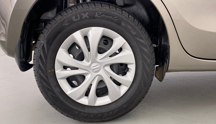 2022 Maruti Swift VXI D, Petrol, Manual, 3,661 km, Right Rear Wheel