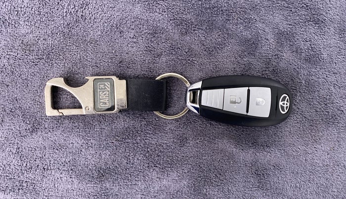 2021 Toyota URBAN CRUISER PREMIUM MT, Petrol, Manual, 22,812 km, Key Close Up