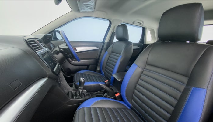 2021 Toyota URBAN CRUISER PREMIUM MT, Petrol, Manual, 22,812 km, Right Side Front Door Cabin