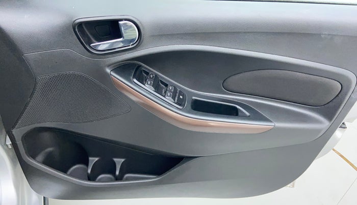 2018 Ford FREESTYLE TITANIUM PLUS 1.2 PETROL, Petrol, Manual, 46,344 km, Driver Side Door Panels Control