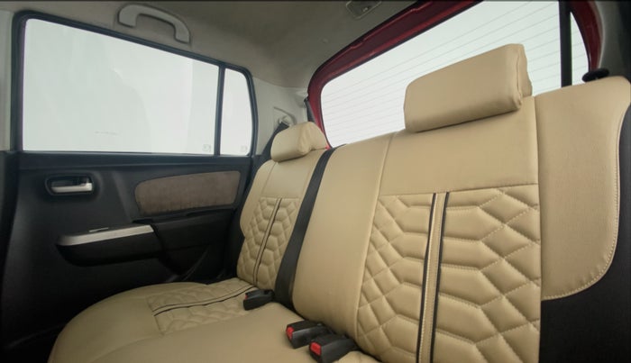 2013 Maruti Wagon R 1.0 VXI, Petrol, Manual, 52,889 km, Right Side Rear Door Cabin