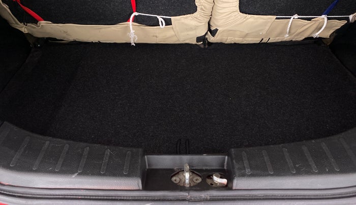 2013 Maruti Wagon R 1.0 VXI, Petrol, Manual, 52,889 km, Boot Inside