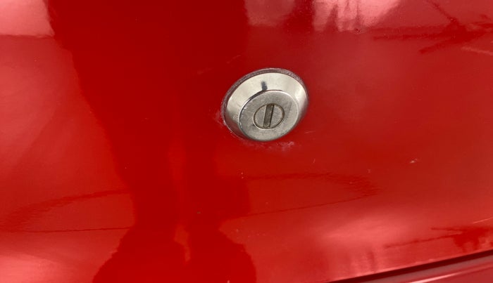 2012 Maruti A Star VXI, Petrol, Manual, 27,996 km, Lock system - Boot door not opening through lever