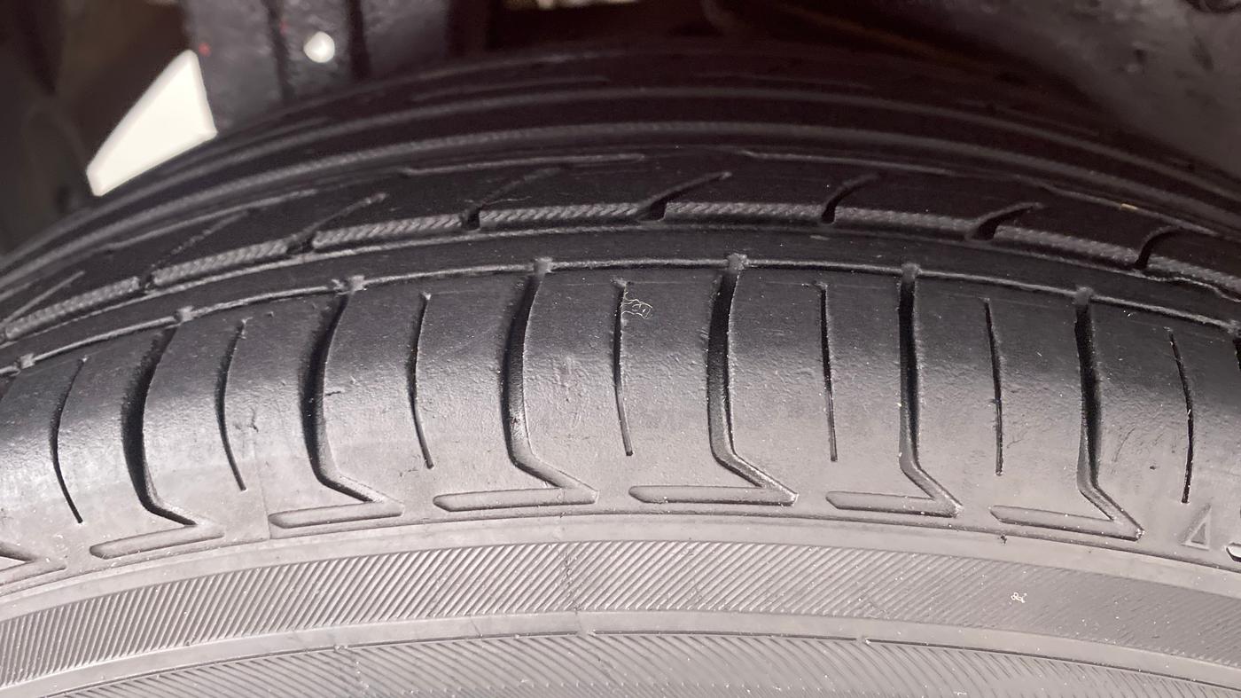 2012 Maruti A Star VXI, Petrol, Manual, 27,996 km, Right Rear Tyre Tread