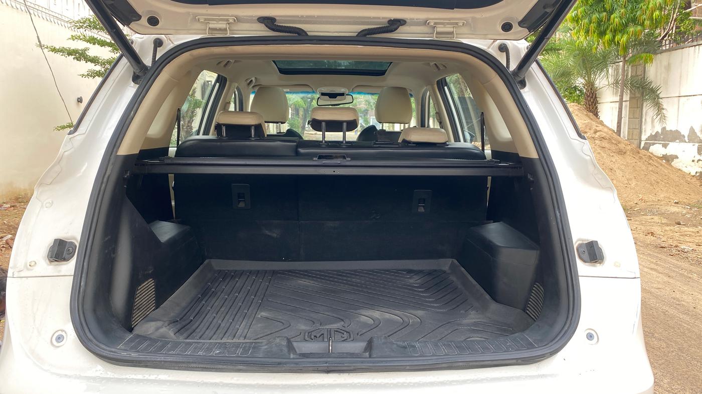 2022 MG HECTOR SHARP HYBRID 1.5 PETROL, Petrol, Manual, 42,003 km, Boot Inside