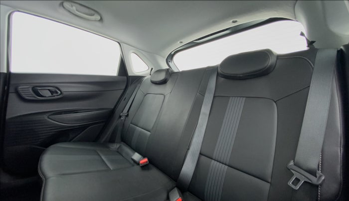 2020 Hyundai NEW I20 SPORTZ 1.0T GDI IMT, Petrol, Manual, 9,590 km, Right Side Rear Door Cabin