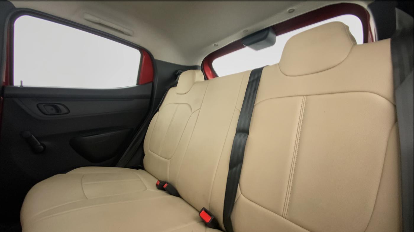 2016 Renault Kwid RXT, Petrol, Manual, 42,157 km, Right Side Rear Door Cabin