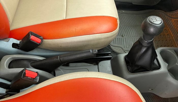 2014 Maruti Alto K10 VXI P, Petrol, Manual, 61,631 km, Gear Lever