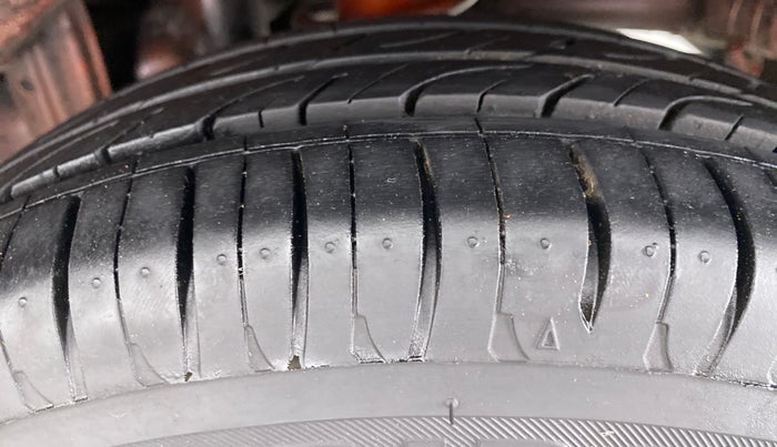 2014 Maruti Alto K10 VXI P, Petrol, Manual, 61,631 km, Left Rear Tyre Tread
