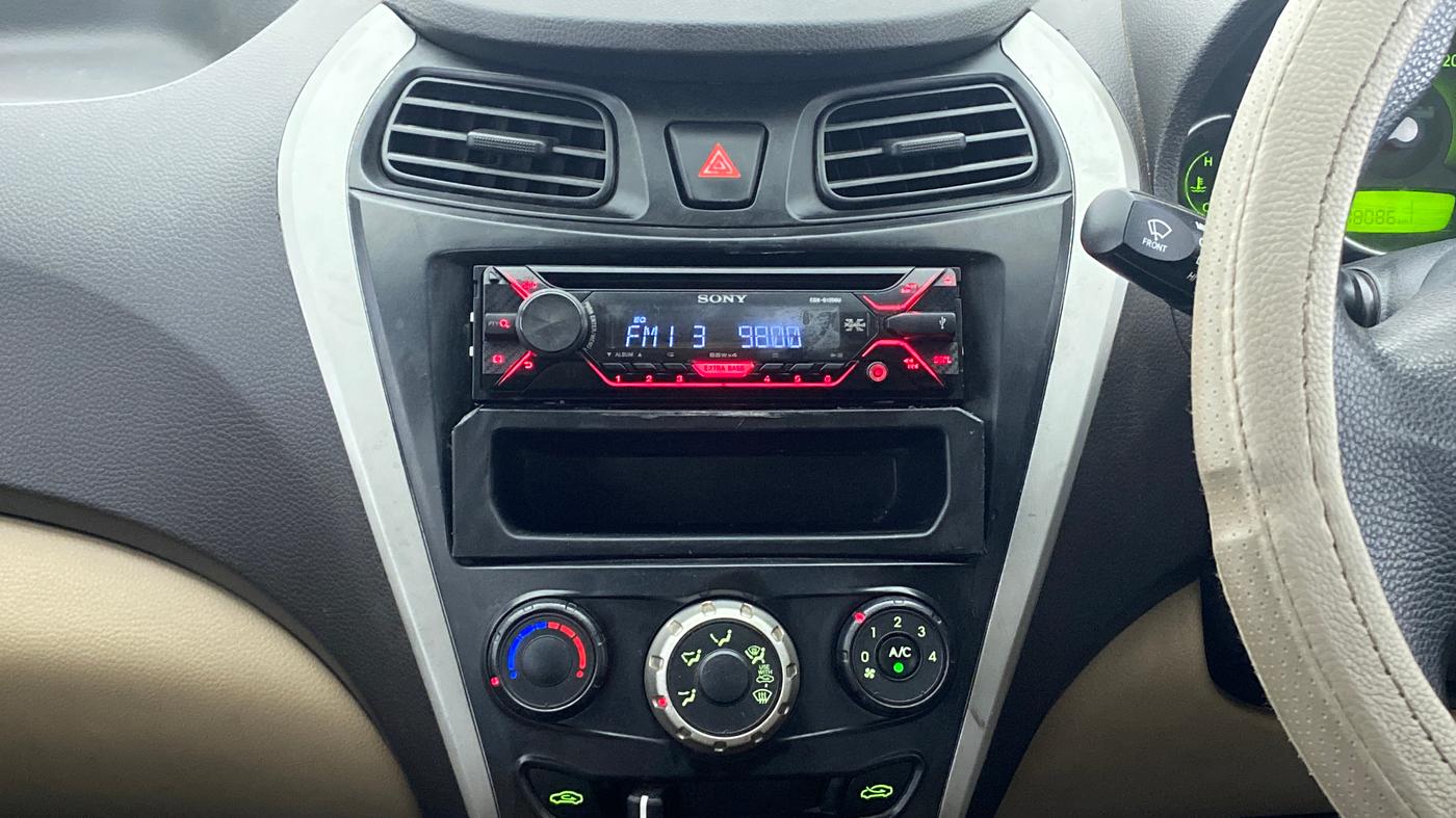 2015 Hyundai Eon MAGNA PLUS, Petrol, Manual, 78,196 km, Air Conditioner