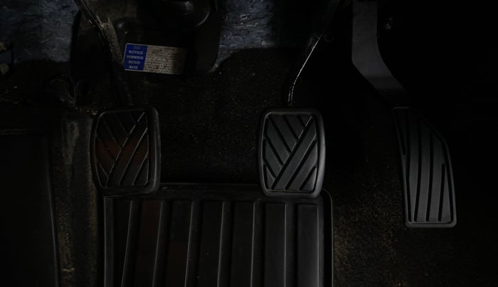 2016 Maruti Vitara Brezza ZDI, Diesel, Manual, 50,729 km, Pedals