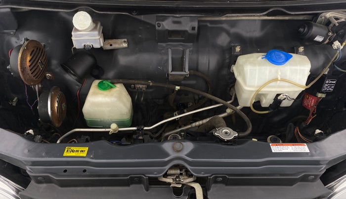 2017 Maruti Eeco 5 STR WITH AC PLUSHTR, Petrol, Manual, 42,906 km, Open Bonet