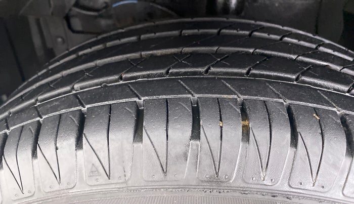 2021 Toyota URBAN CRUISER Premium AT, Petrol, Automatic, 7,095 km, Left Front Tyre Tread