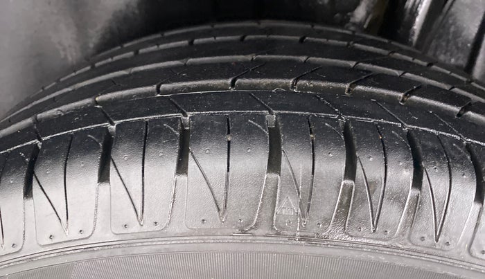 2021 Toyota URBAN CRUISER Premium AT, Petrol, Automatic, 7,095 km, Left Rear Tyre Tread