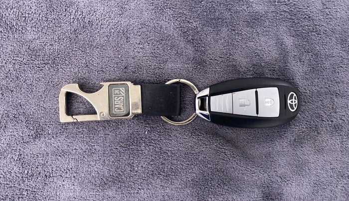 2021 Toyota URBAN CRUISER Premium AT, Petrol, Automatic, 7,095 km, Key Close Up