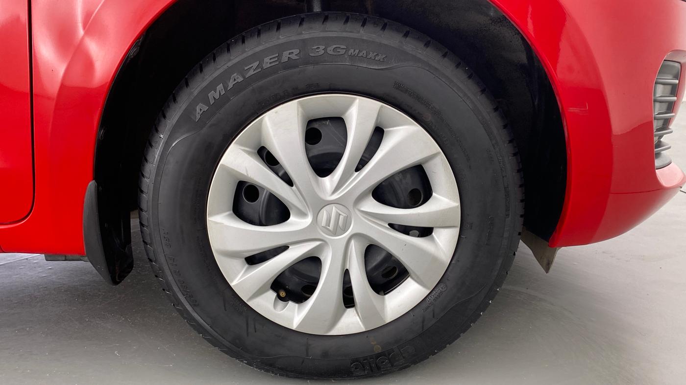 2020 Maruti Swift VXI D, Petrol, Manual, 16,123 km, Right Front Wheel