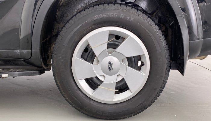2018 Mahindra XUV500 W7 FWD, Diesel, Manual, 21,334 km, Left Rear Wheel