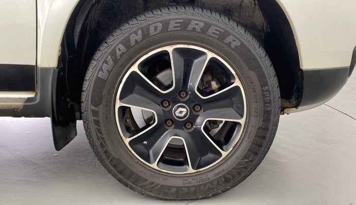 2018 Renault Duster RXZ DIESEL 110, Diesel, Manual, 42,558 km, Right Front Wheel