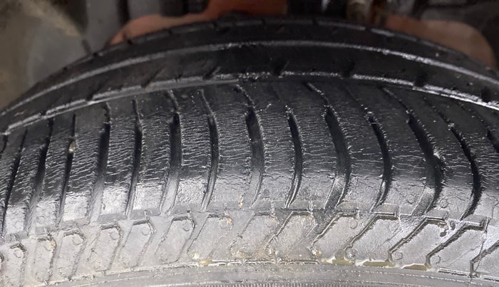2017 Ford Ecosport 1.5 TDCI TITANIUM PLUS, Diesel, Manual, 85,162 km, Left Front Tyre Tread