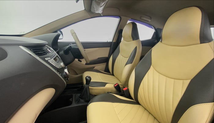 2018 Hyundai Eon MAGNA PLUS, Petrol, Manual, 20,339 km, Right Side Front Door Cabin