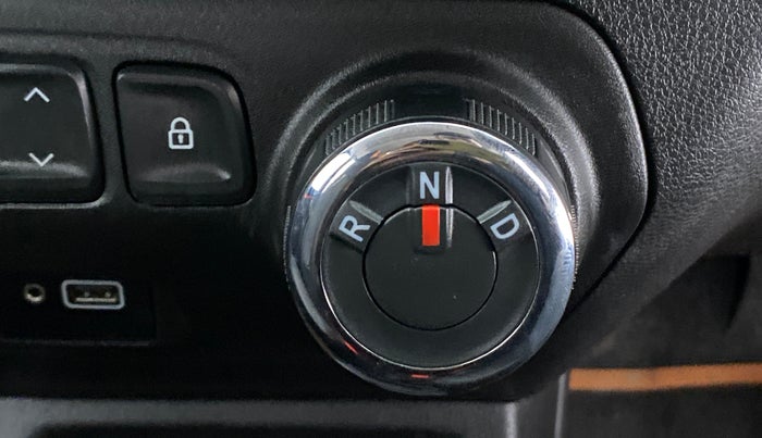 2019 Renault Kwid 1.0 CLIMBER OPT AMT, Petrol, Automatic, 15,027 km, Gear Lever