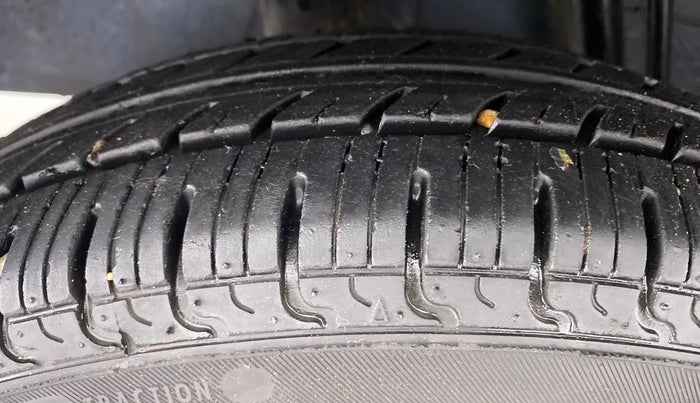 2019 Renault Kwid 1.0 CLIMBER OPT AMT, Petrol, Automatic, 15,027 km, Right Rear Tyre Tread