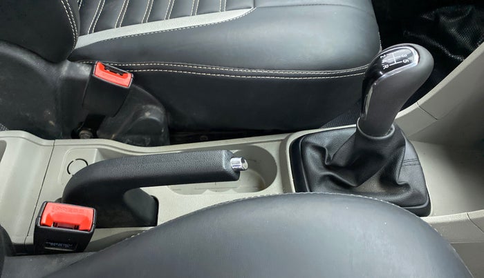 2018 Tata Tiago XE 1.2 REVOTRON, Petrol, Manual, 31,207 km, Gear Lever
