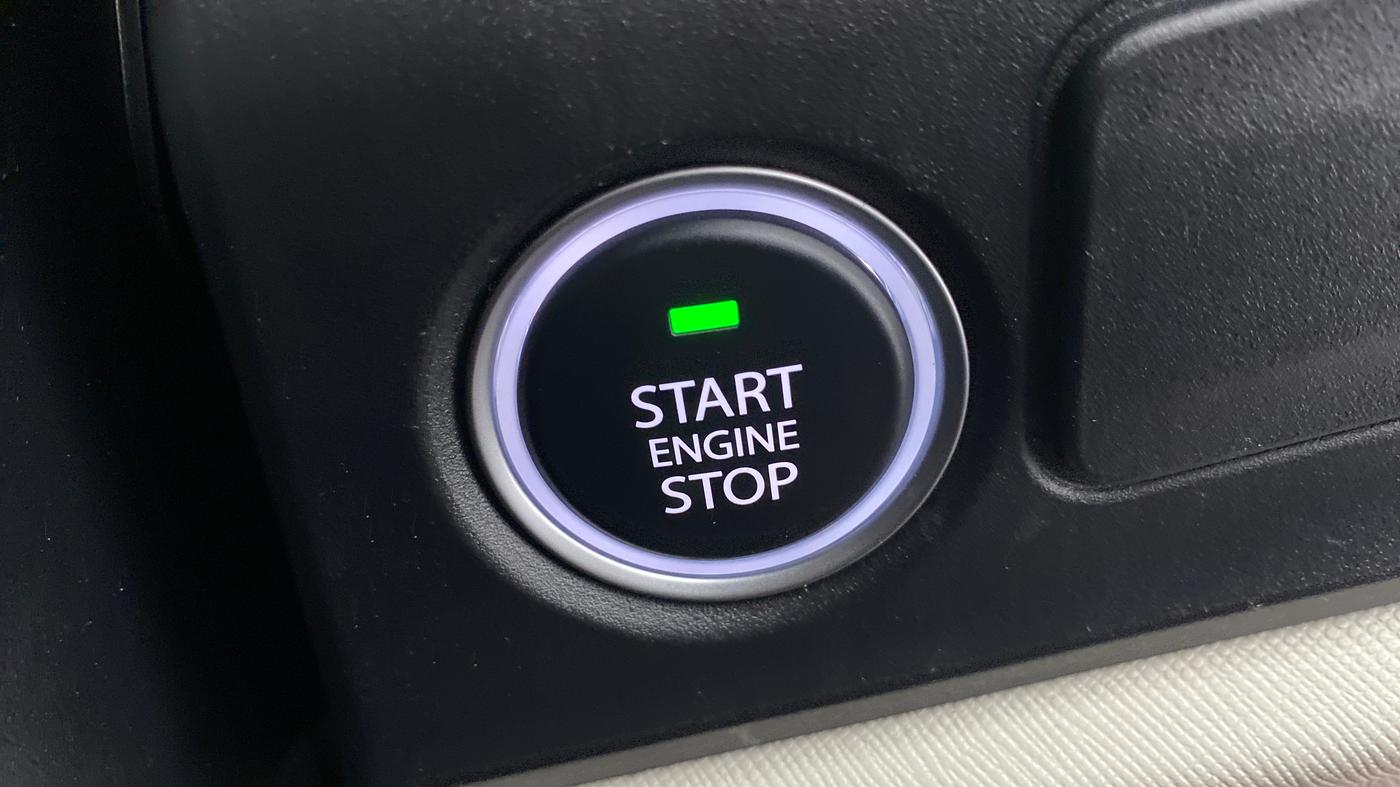 2022 Tata ALTROZ XZ + 1.2 RTN, Petrol, Manual, 2,894 km, Keyless Start/ Stop Button