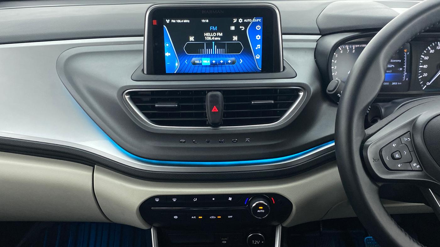 2022 Tata ALTROZ XZ + 1.2 RTN, Petrol, Manual, 2,894 km, Air Conditioner