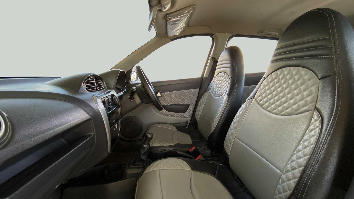 2017 Maruti Alto 800 LXI, Petrol, Manual, 22,994 km, Right Side Front Door Cabin