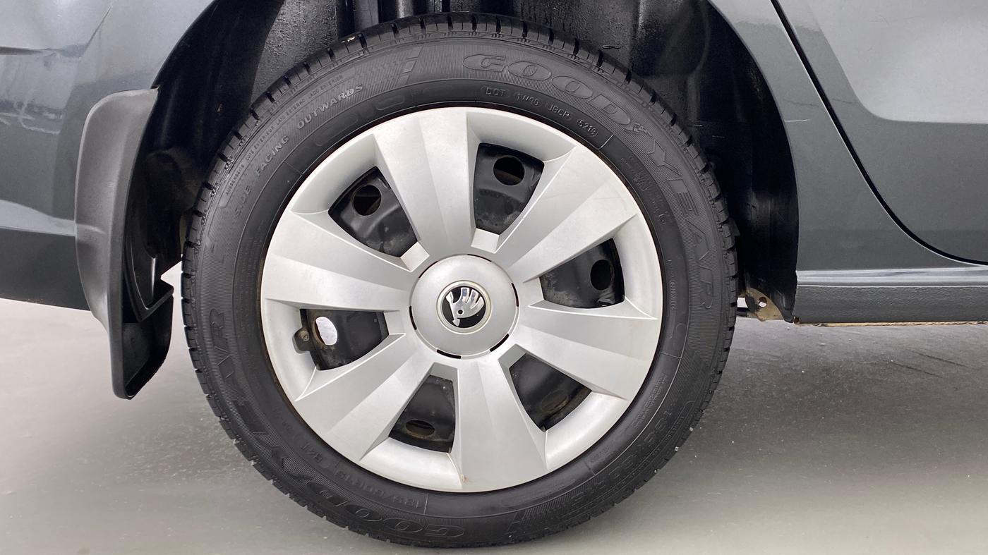 2019 Skoda Rapid 1.6 MPI MT ACTIVE, Petrol, Manual, 8,543 km, Right Rear Wheel