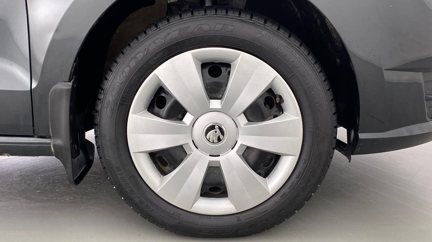 2019 Skoda Rapid 1.6 MPI MT ACTIVE, Petrol, Manual, 8,543 km, Right Front Wheel