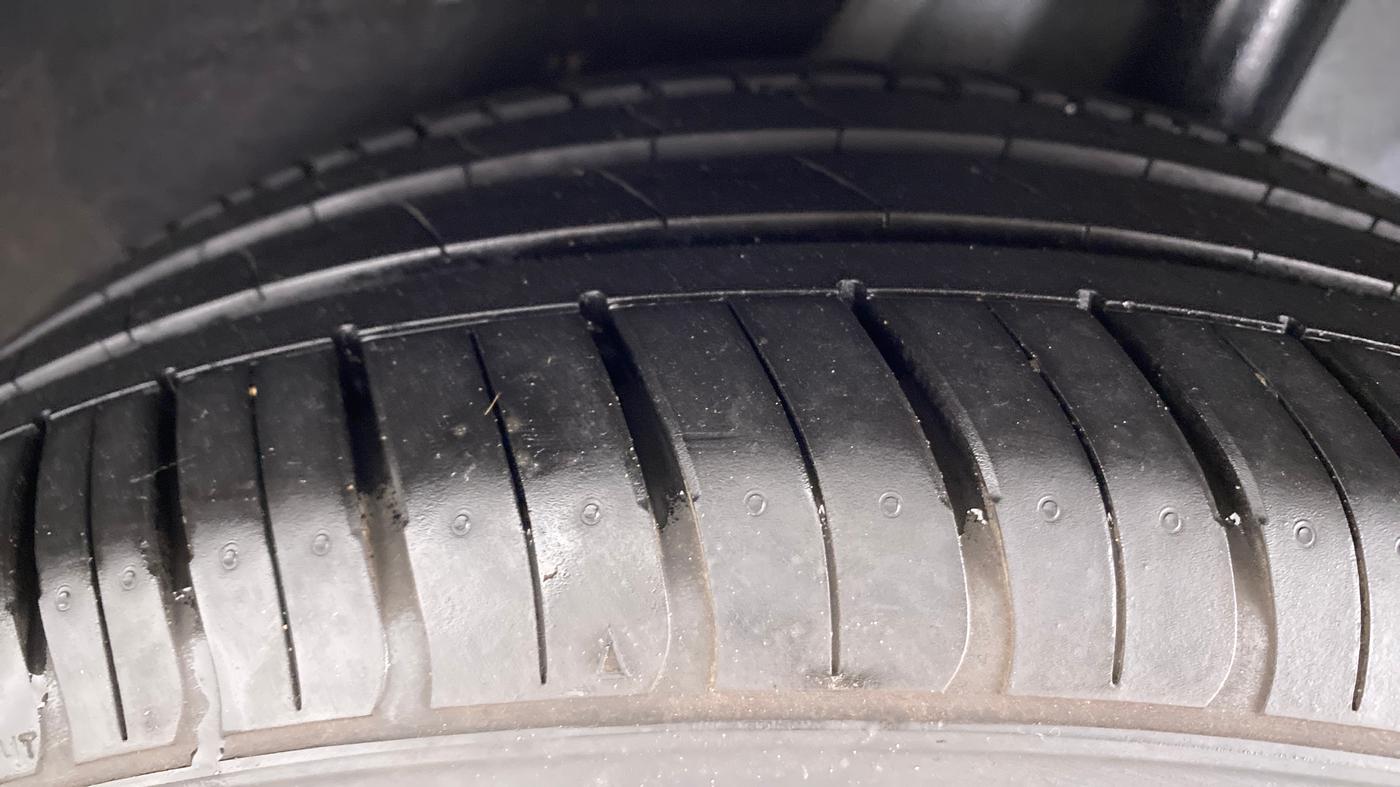 2021 Hyundai New Elantra 2.0 SX (O) AT, Petrol, Automatic, 4,359 km, Left Rear Tyre Tread