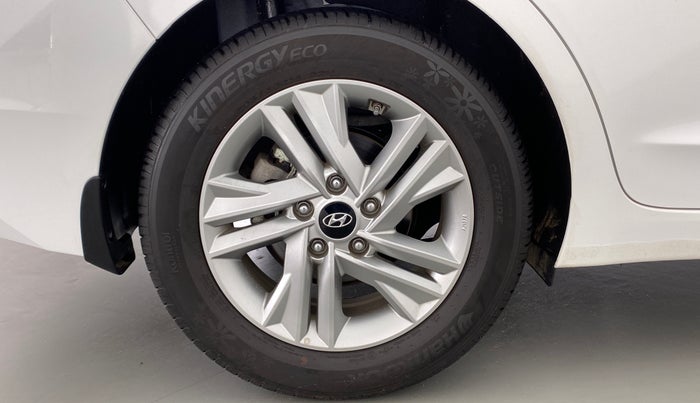 2021 Hyundai New Elantra 2.0 SX (O) AT, Petrol, Automatic, 4,359 km, Right Rear Wheel