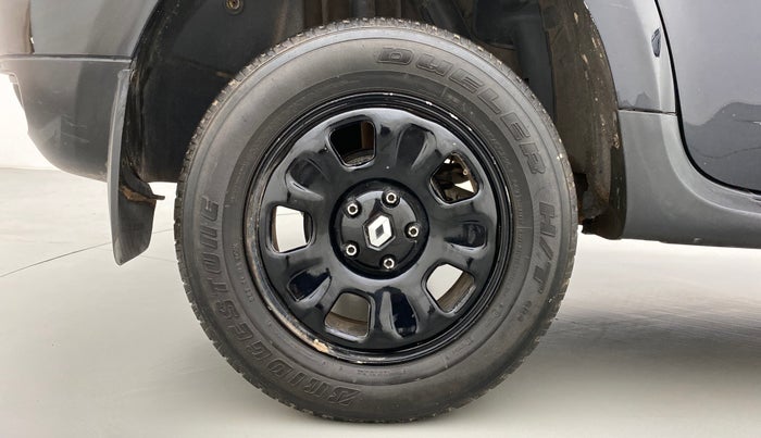 2016 Renault Duster RXL AMT 110 PS, Diesel, Automatic, 85,281 km, Right Rear Wheel