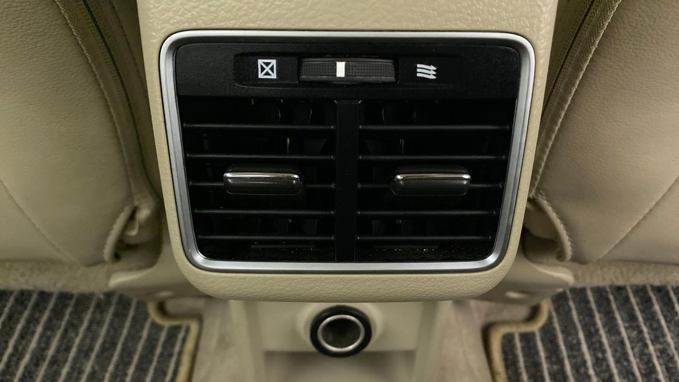 2018 Maruti Ciaz ALPHA 1.4 VVT AMT, Petrol, Automatic, 64,417 km, Rear AC Vents