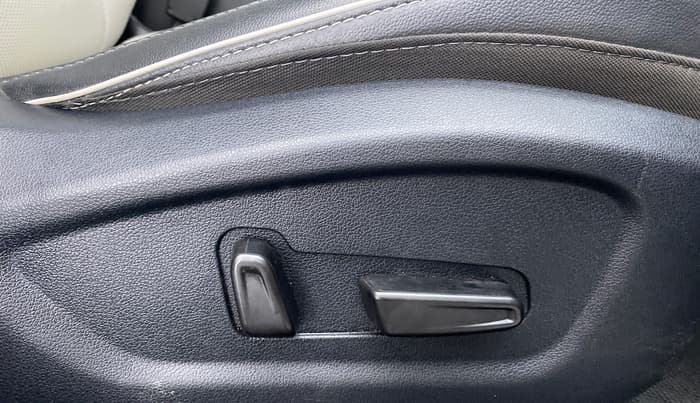 2021 Hyundai Creta 1.5 SX (O), Diesel, Manual, 27,270 km, Driver Side Adjustment Panel