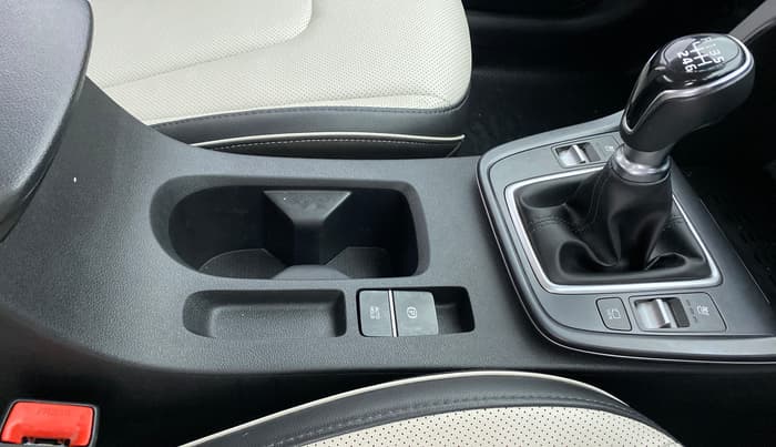 2021 Hyundai Creta 1.5 SX (O), Diesel, Manual, 27,270 km, Gear Lever